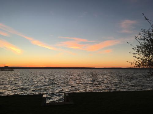 Hancock Lake Cottage - Sunset