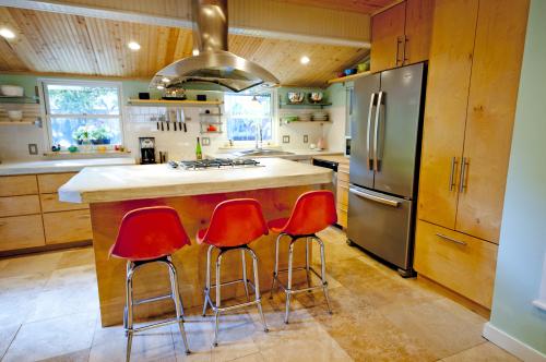 Hancock Pool House - Kitchen Island