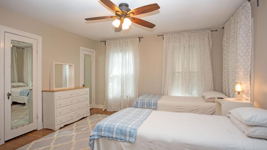 Hancock Cottage - Bedroom