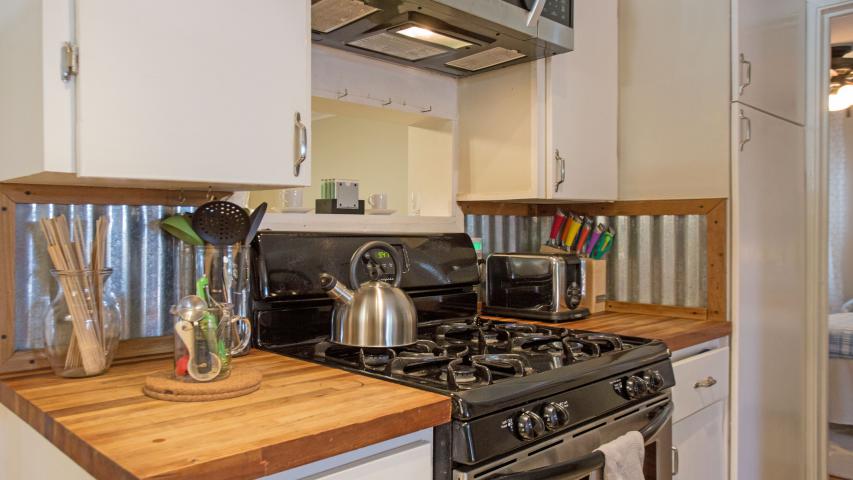 Hancock Cottage - Kitchen