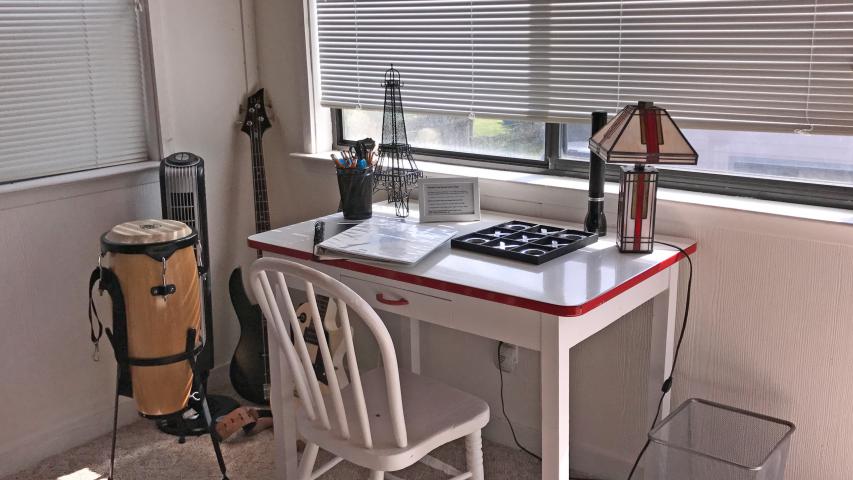 Hancock Lake Cottage - Work Area