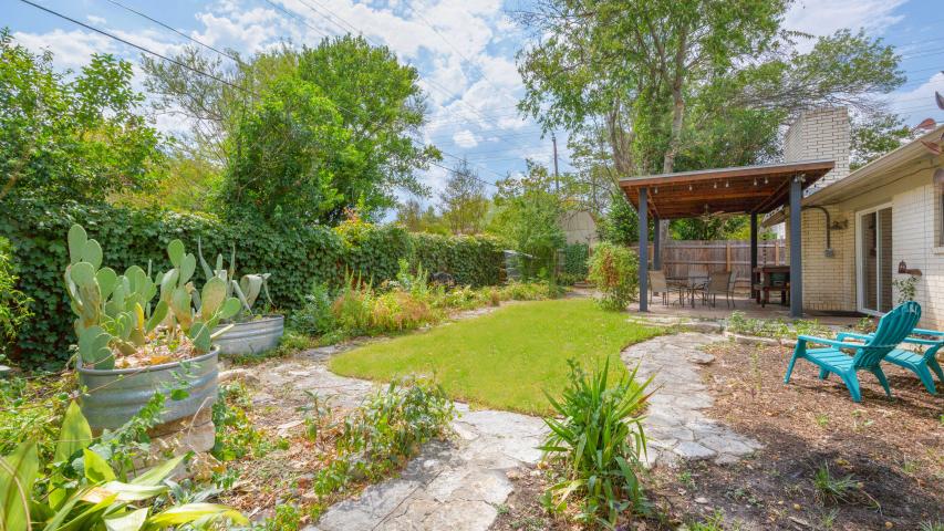 Hancock Ranch House central Austin real estate rental.