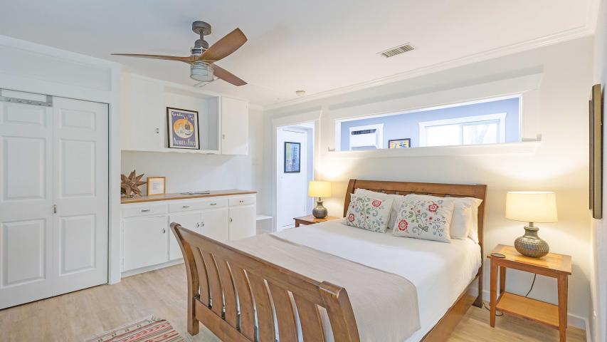 Hancock Petite Suite rental Austin Texas. Hancock Cottages rentals and Nation Holdings real estate.